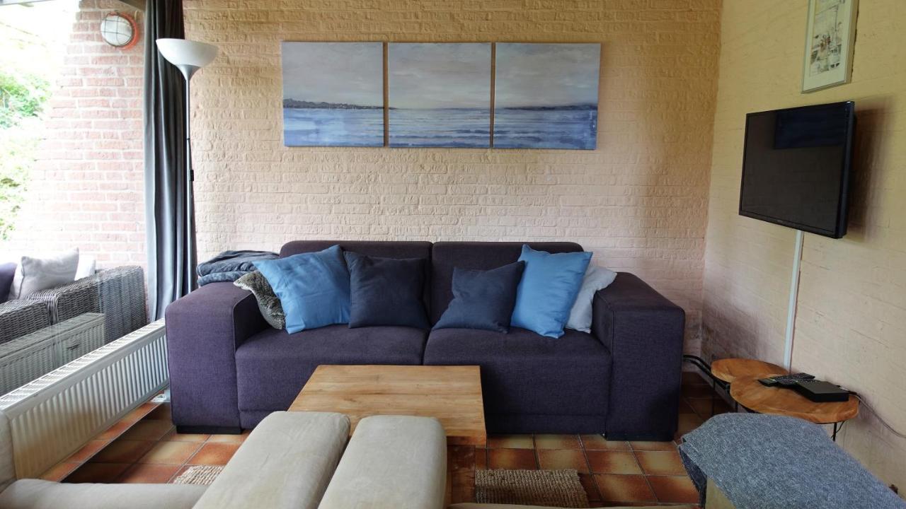 Oude-Tonge Holiday House Near Fishing Waters Luaran gambar